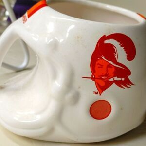 RARE 1986 NFL🏈 Sports Concepts Tampa Buccaneers Helmet Mug🏈Man Cave🏈Ce